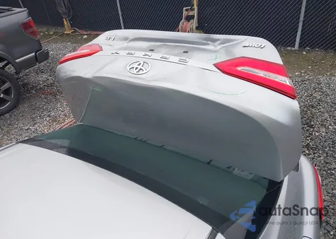 2018 Toyota Camry Le from USA, damaged, VIN 4T1B11HK7JU007020